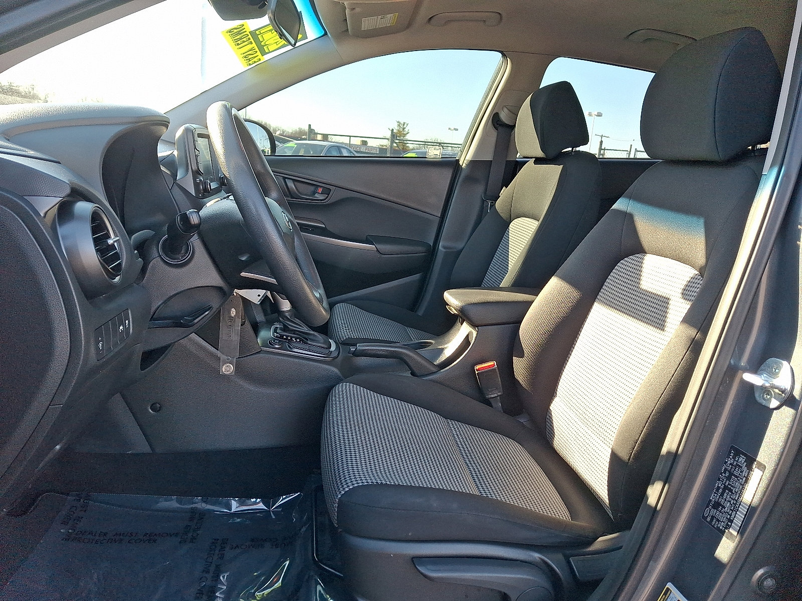 Used 2021 Hyundai Kona SE image 14