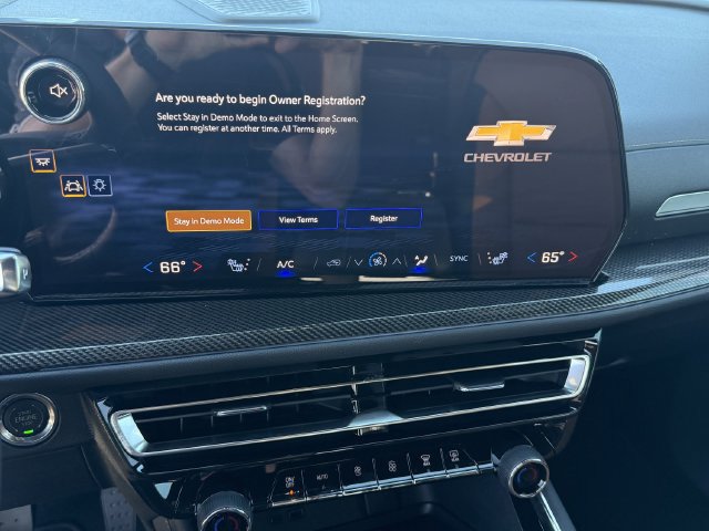 New 2027 Chevrolet Traverse Z71 w/ Enhanced Driving Package AWD/4WD image 28