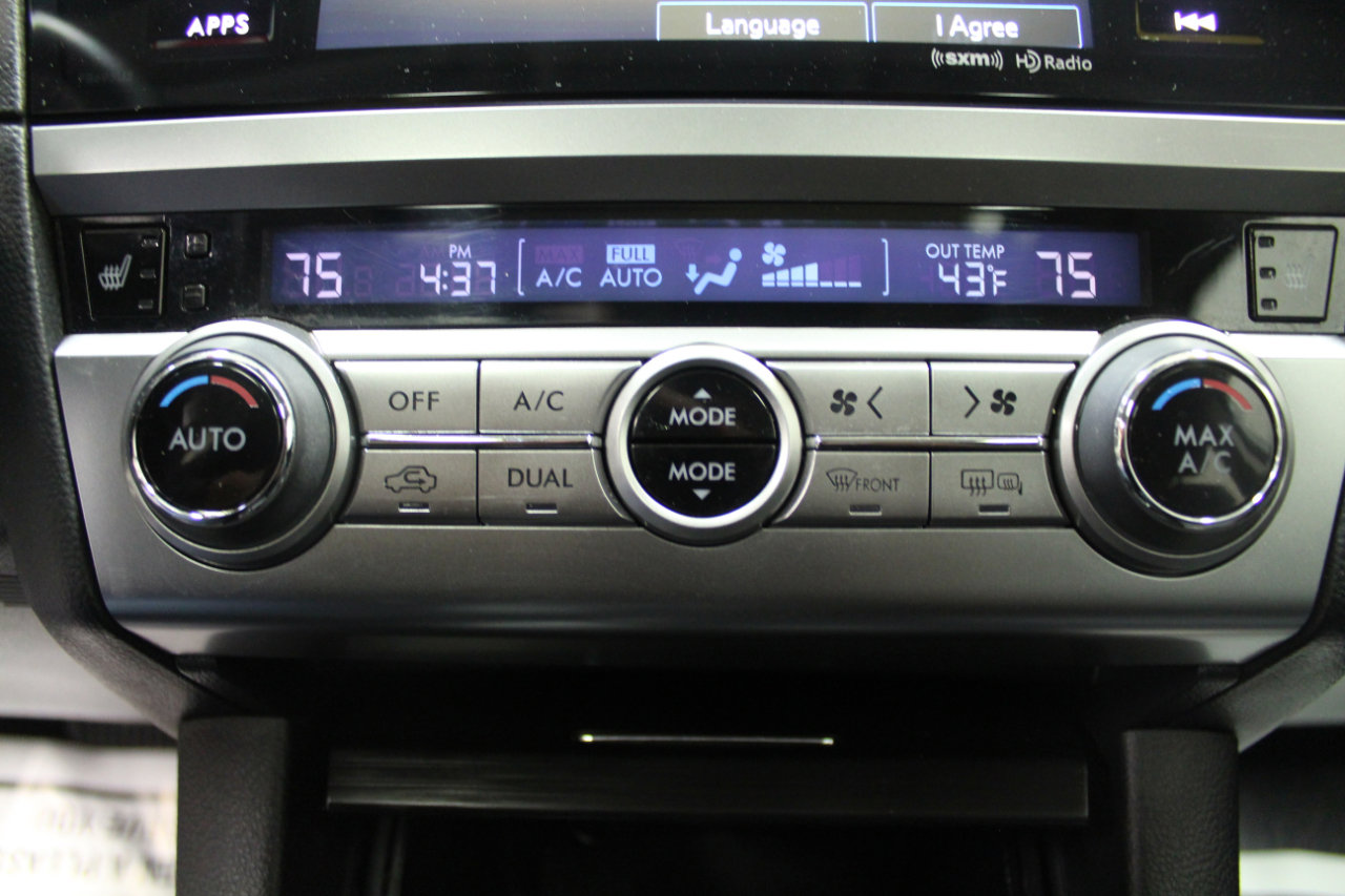 Used 2016 Subaru Legacy 2.5i Limited image 18