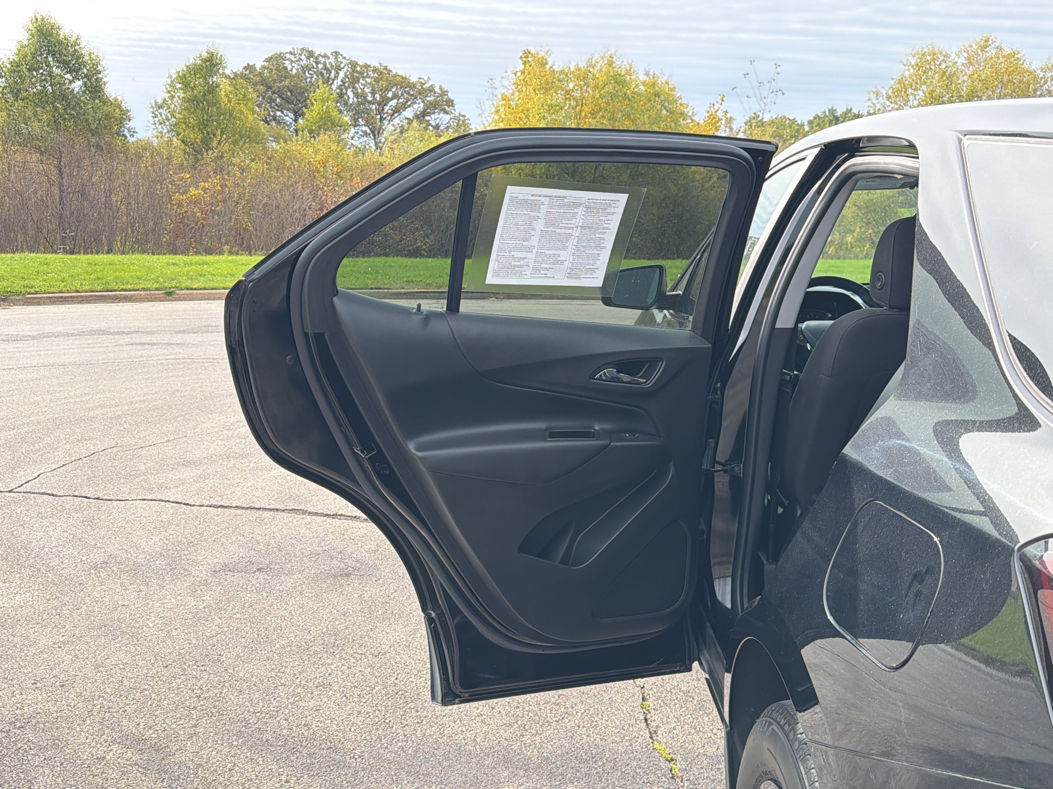 Used 2024 Chevrolet Equinox LT w/ LPO, Floor Liner Package AWD/4WD image 30