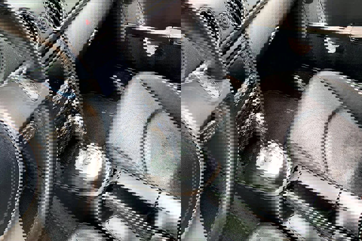 Used 2010 Porsche Cayman image 17