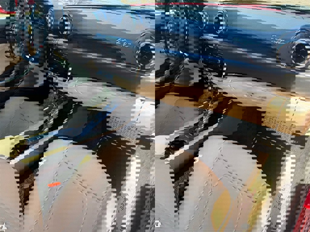 Used 2020 Ferrari Portofino image 23