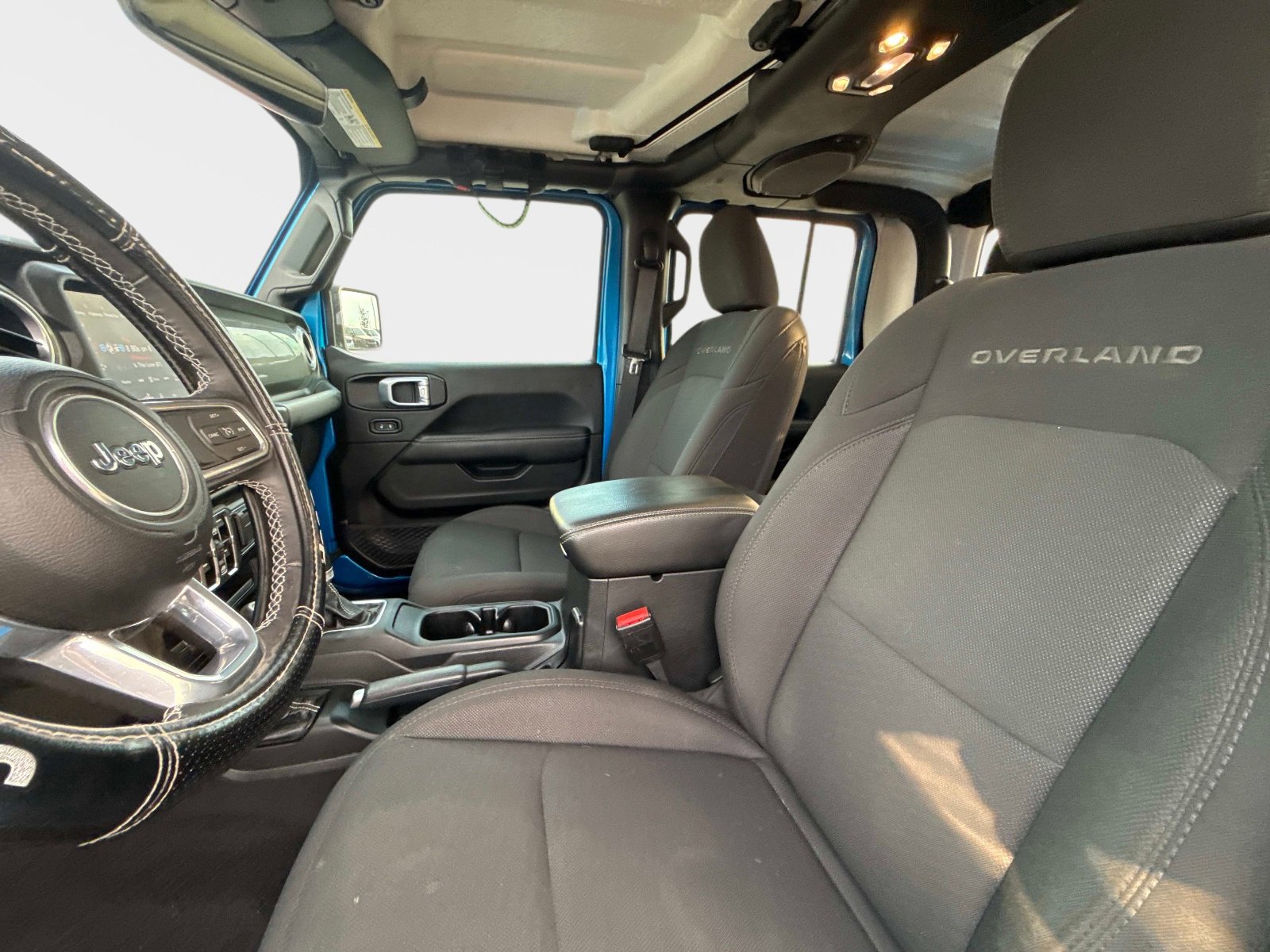 Used 2022 Jeep Gladiator Overland image 23