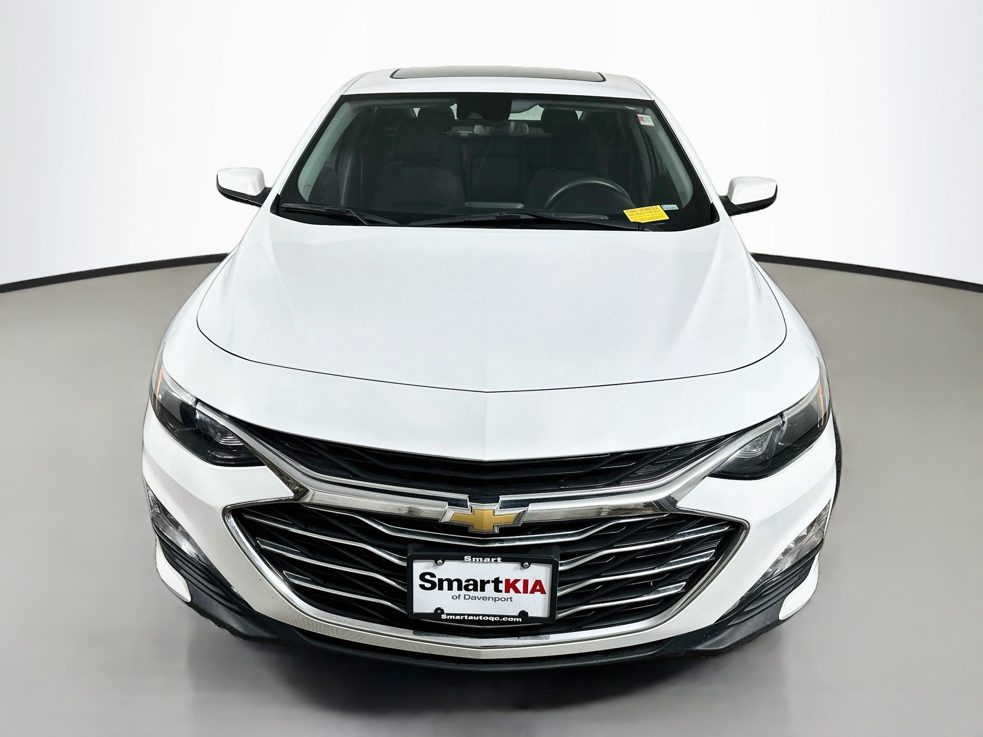Used 2023 Chevrolet Malibu LT FWD image 2