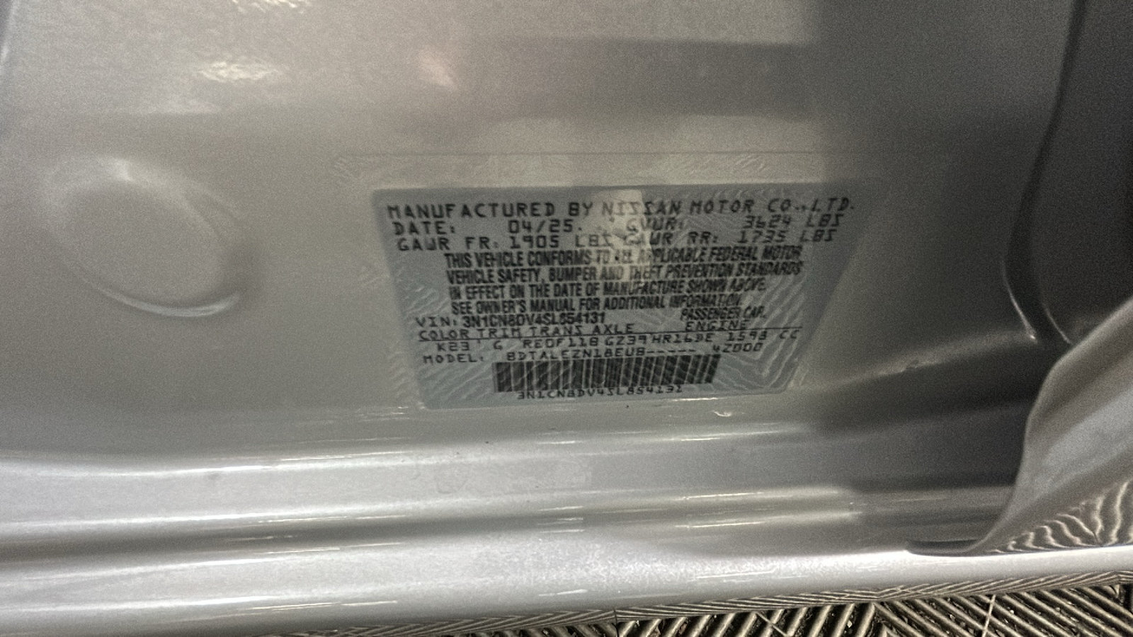 Used 2025 Nissan Versa S w/ Trunk Package FWD image 12