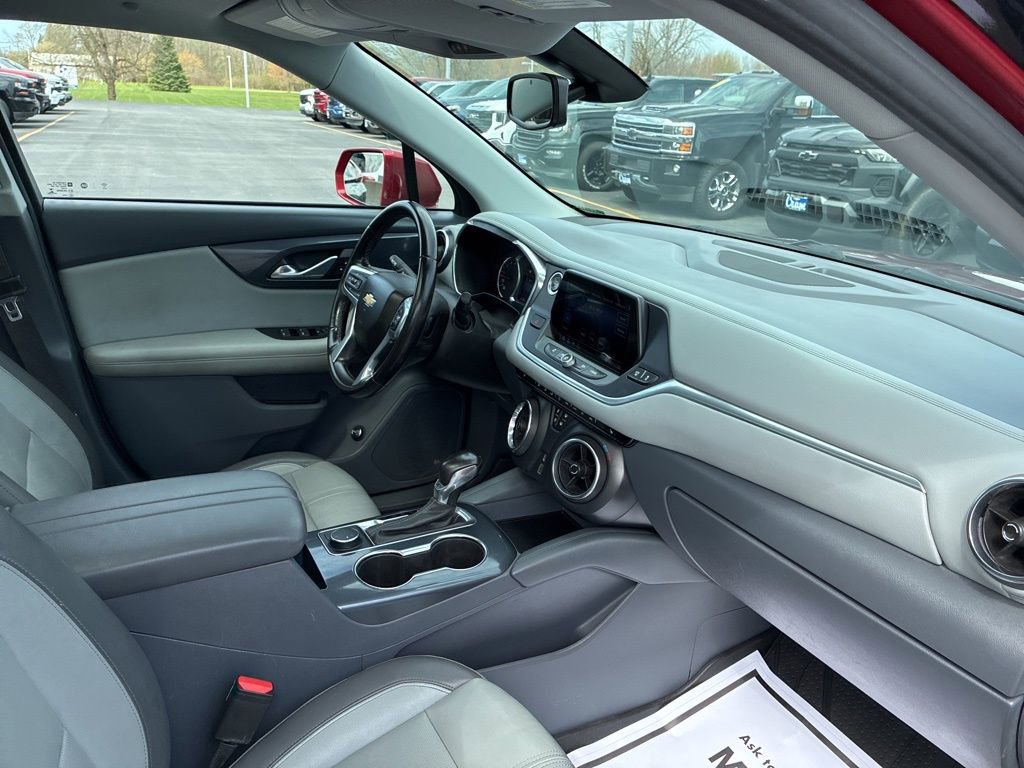 Used 2019 Chevrolet Blazer LT w/ Sun and Wheels Package AWD/4WD image 38