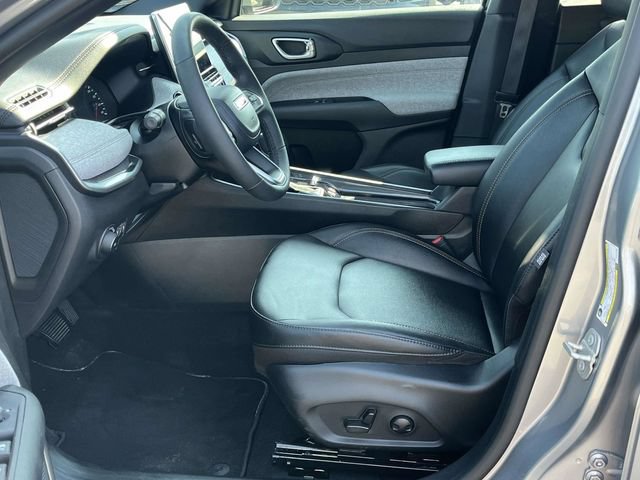 Used 2023 Jeep Compass Latitude AWD/4WD image 13