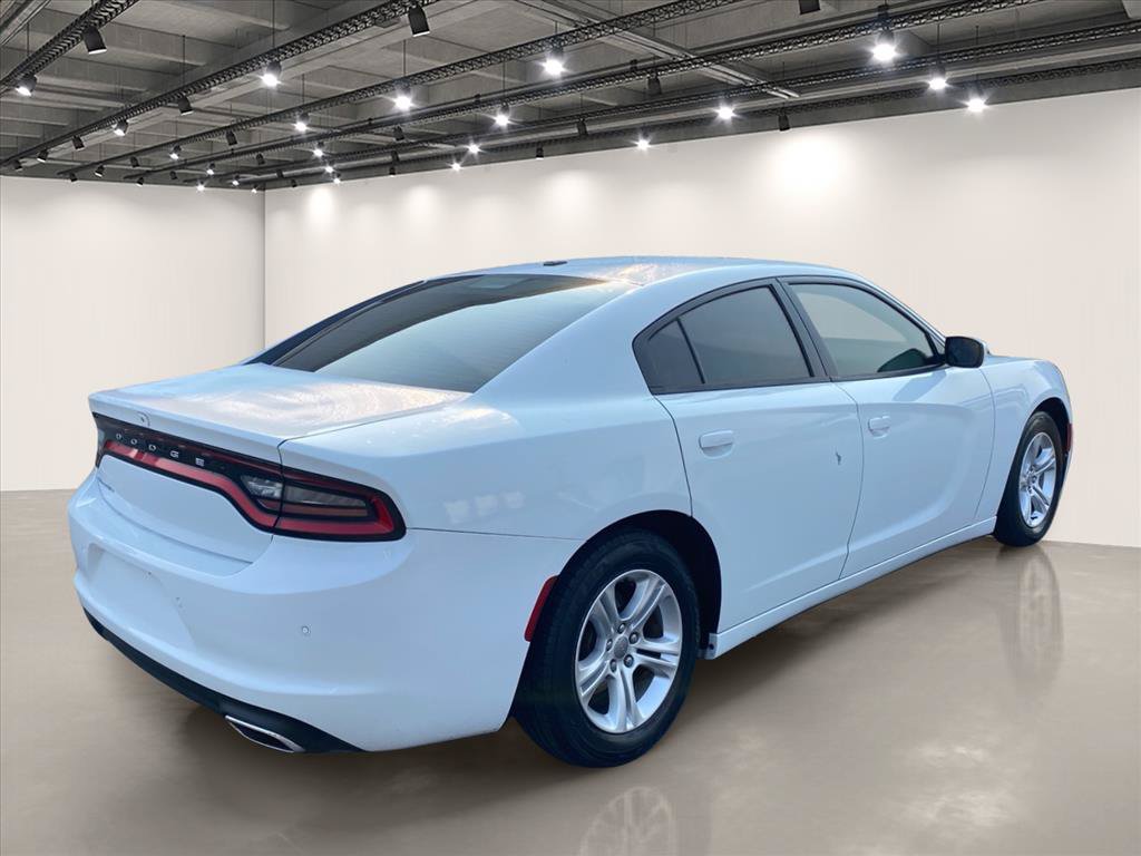 Used 2020 Dodge Charger SXT w/ Leather Interior Group RWD image 7