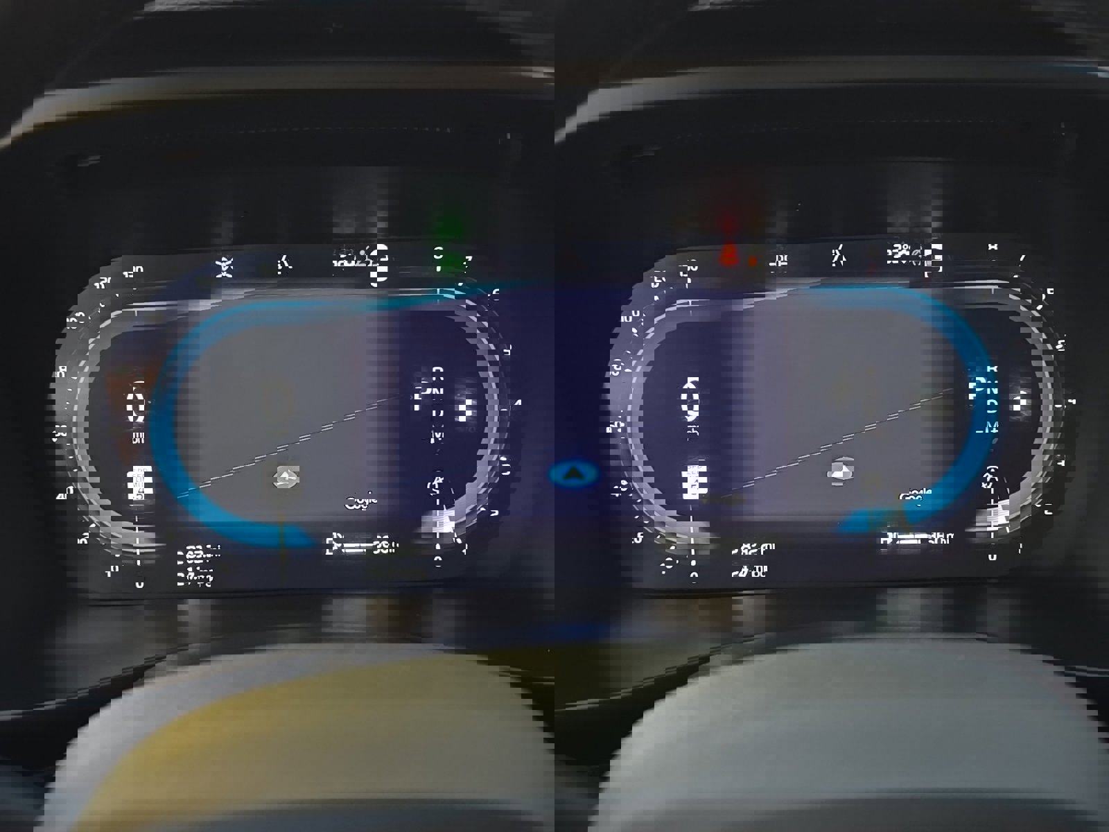 Certified 2025 Volvo XC40 B5 Plus image 11