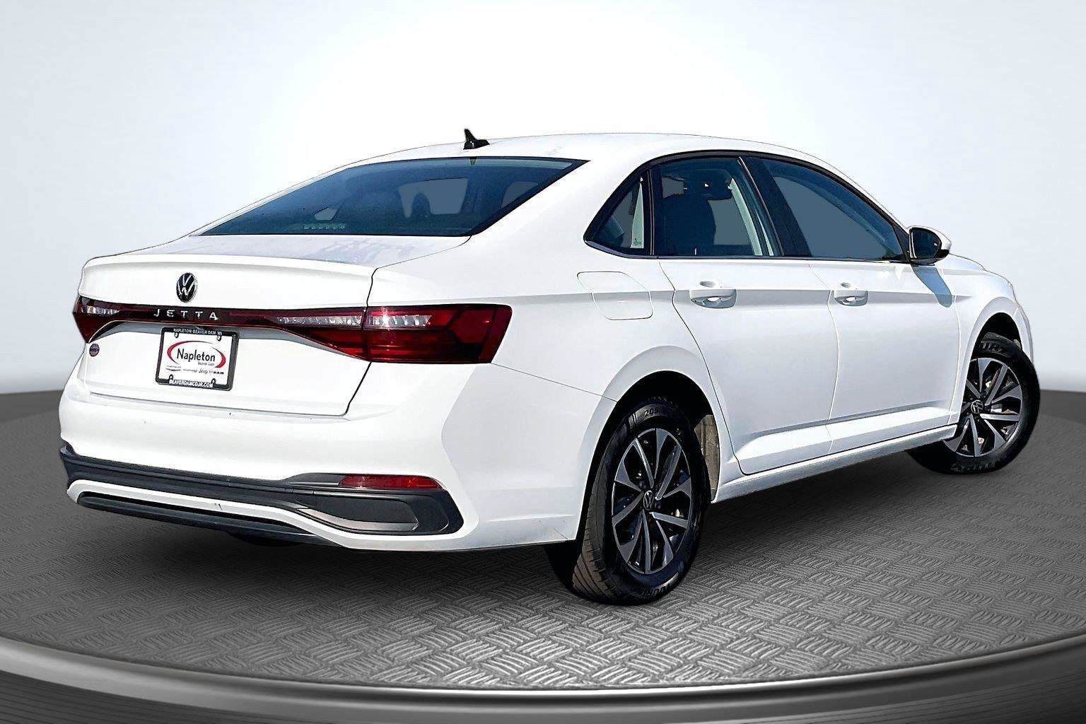 Used 2025 Volkswagen Jetta S FWD image 2