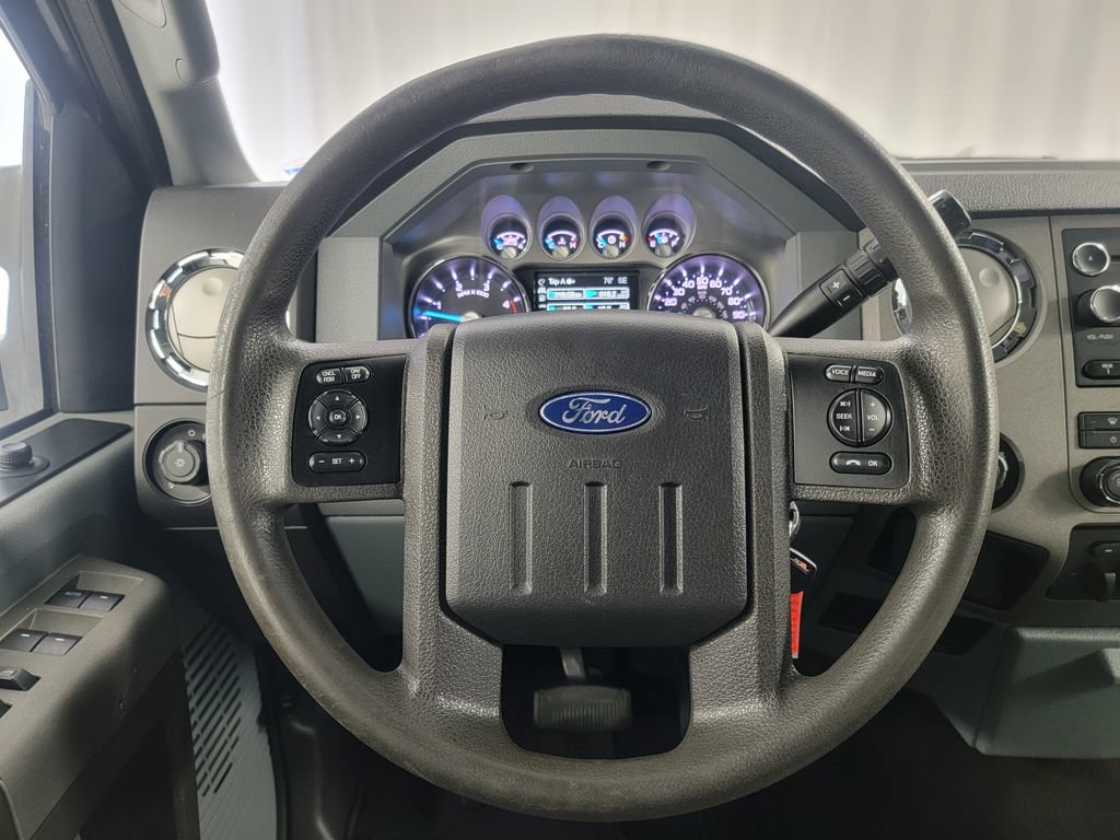 Used 2011 Ford F250 XLT w/ XLT Premium Pkg AWD/4WD image 14