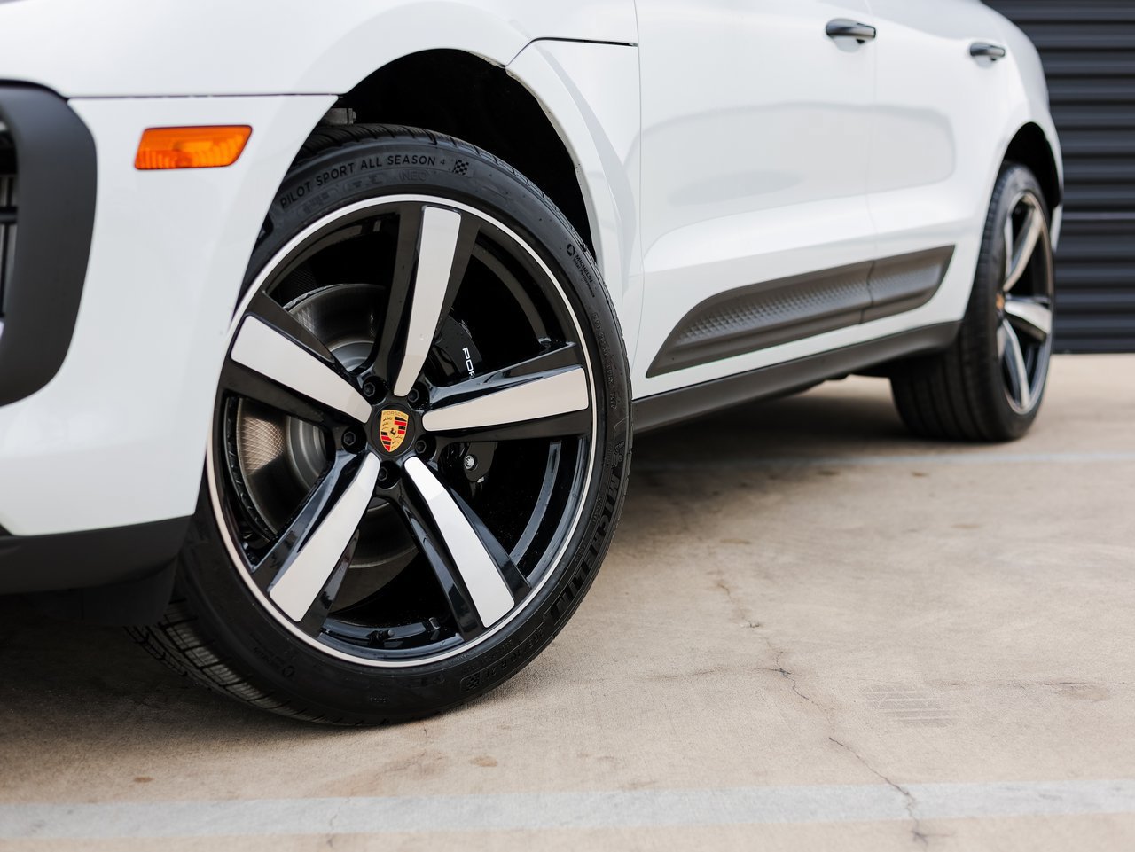 Certified 2026 Porsche Macan S AWD/4WD image 12