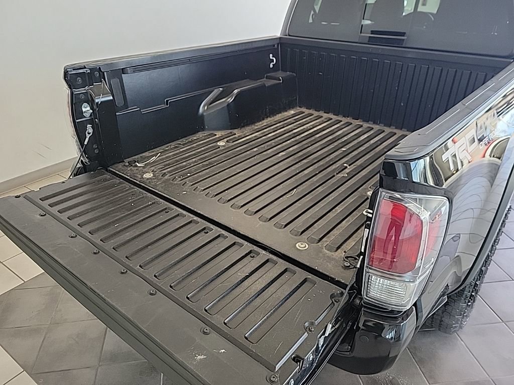 Used 2023 Toyota Tacoma TRD Off-Road w/ Technology Package image 12