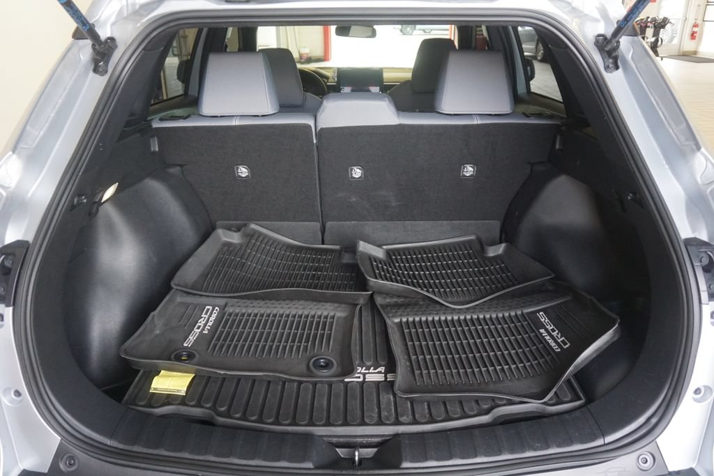 Used 2025 Toyota Corolla Cross AWD Hybrid image 15