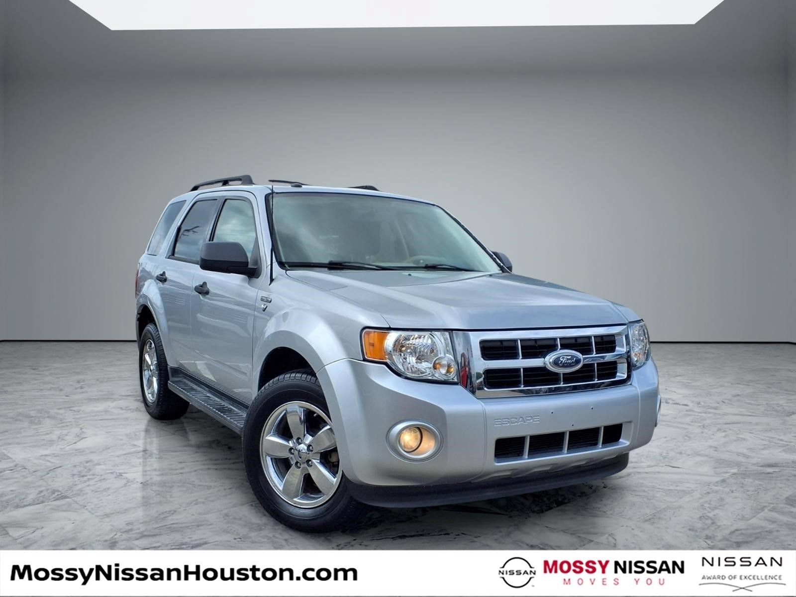 Used 2009 Ford Escape XLT FWD image 1