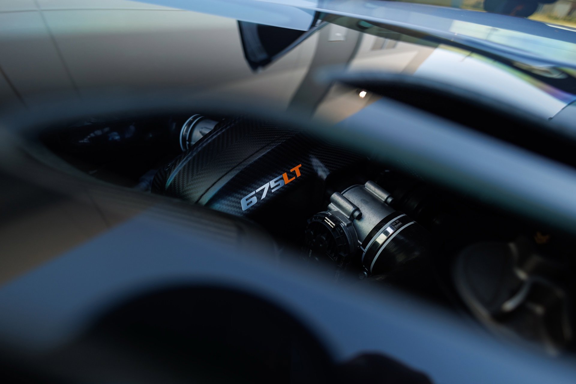 Used 2016 McLaren 675LT Spider image 68