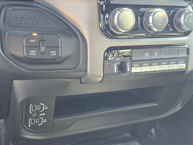 New 2026 RAM 3500 Tradesman w/ Chrome Appearance Group A AWD/4WD image 8