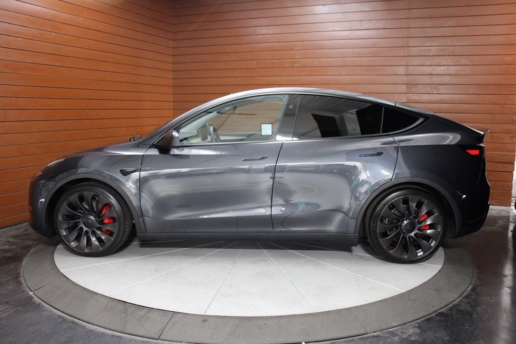 Used 2024 Tesla Model Y Performance AWD/4WD image 7