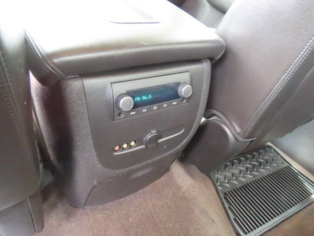 Used 2009 Chevrolet Silverado 2500 LTZ w/ Safety Package AWD/4WD image 14