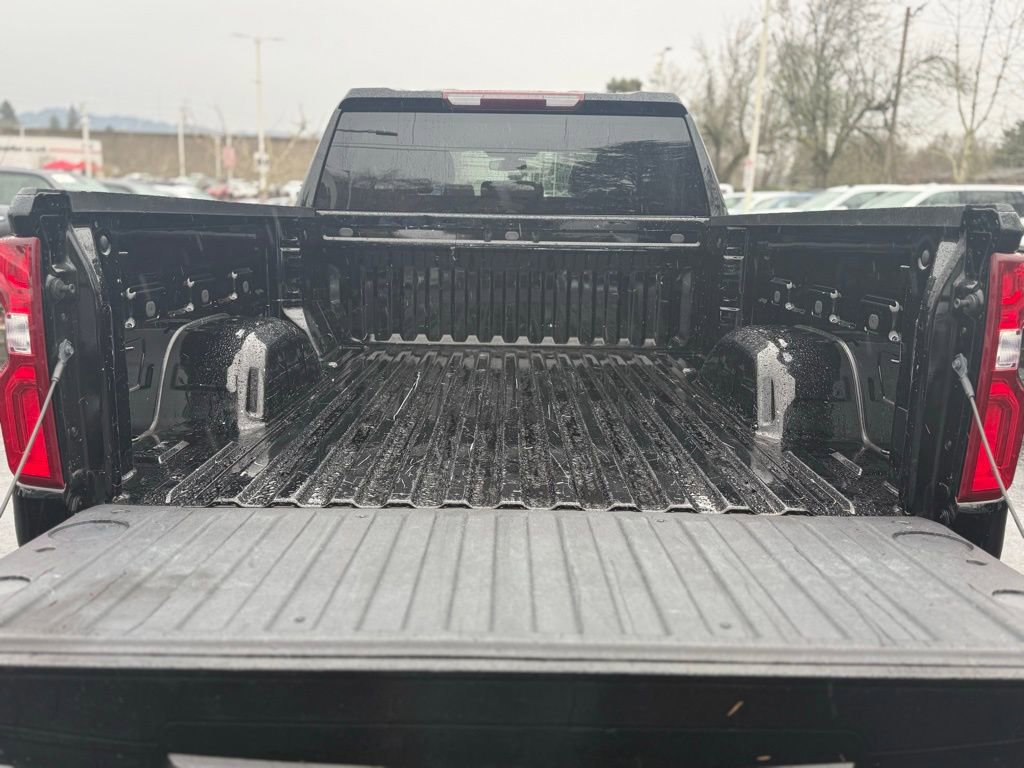 Used 2022 Chevrolet Silverado 1500 LT Trail Boss image 11