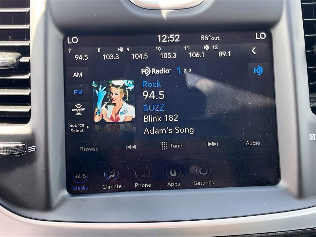 Used 2020 Chrysler 300 Touring w/ Sport Appearance Package image 14