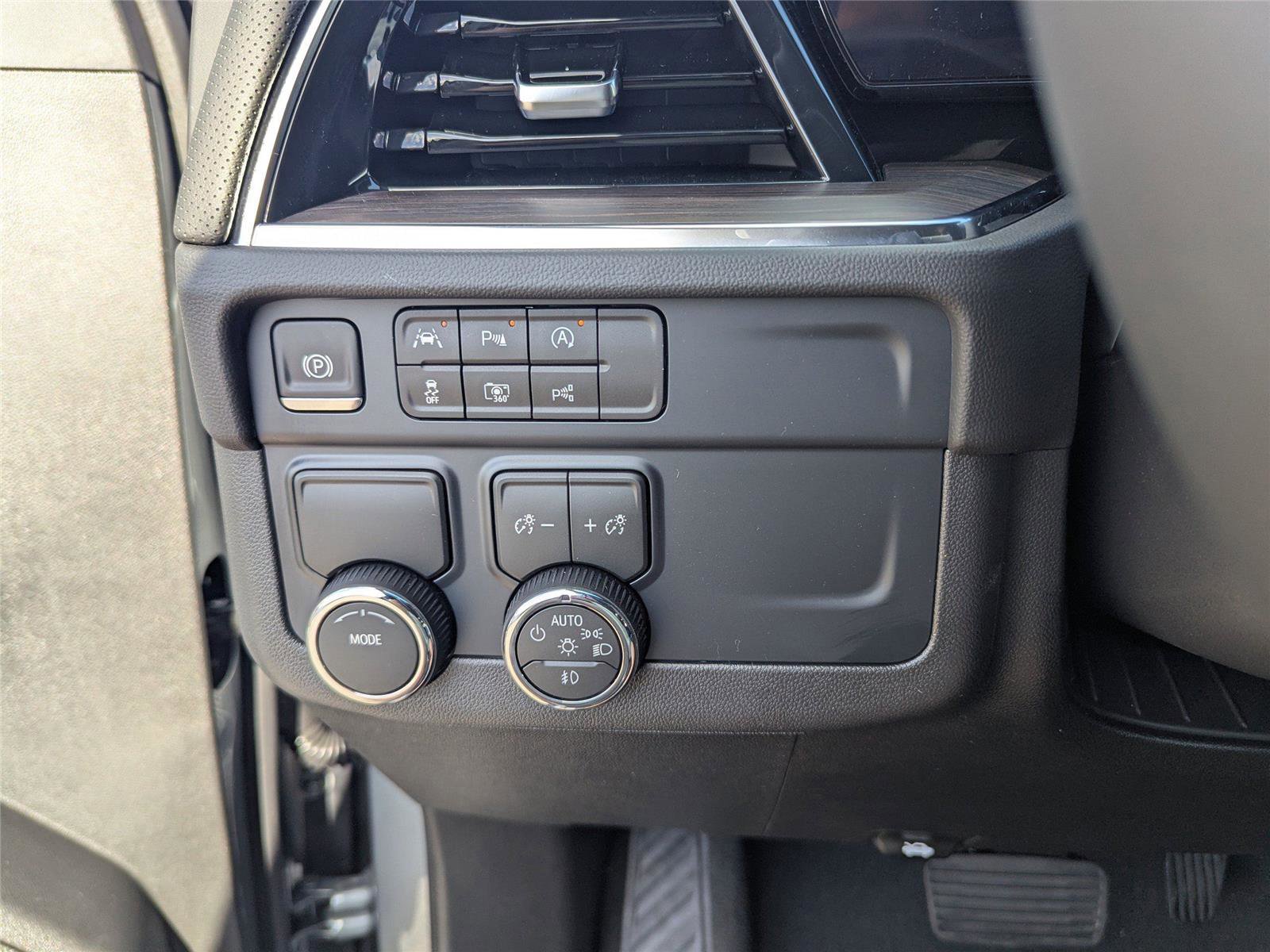 New 2026 Chevrolet Tahoe Premier image 9