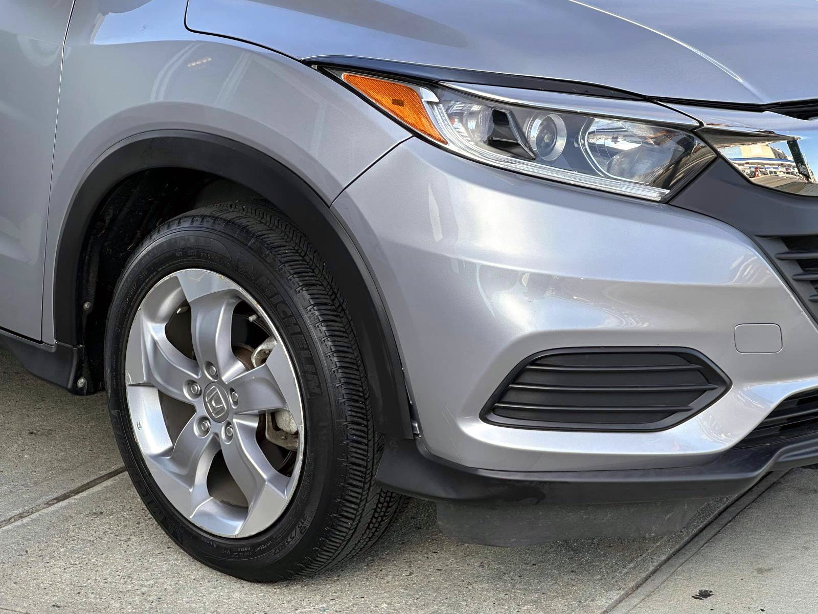 Used 2019 Honda HR-V LX image 6