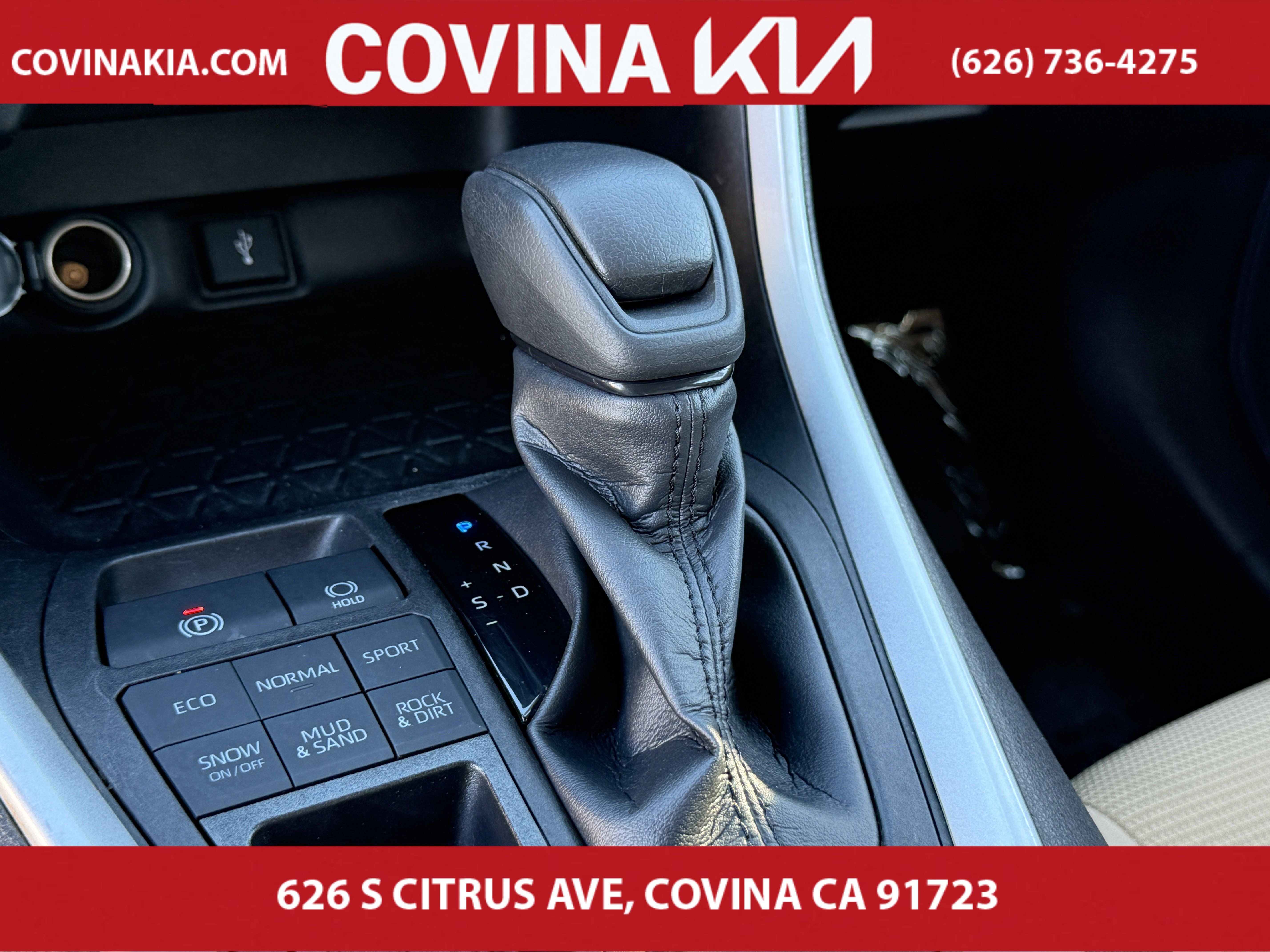 Used 2022 Toyota RAV4 LE image 20