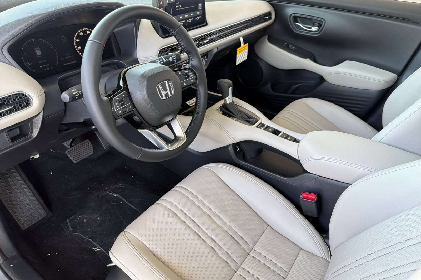 New 2027 Honda HR-V EX-L image 10
