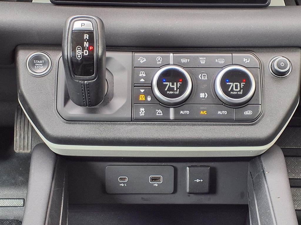 Used 2022 Land Rover Defender 110 SE image 20