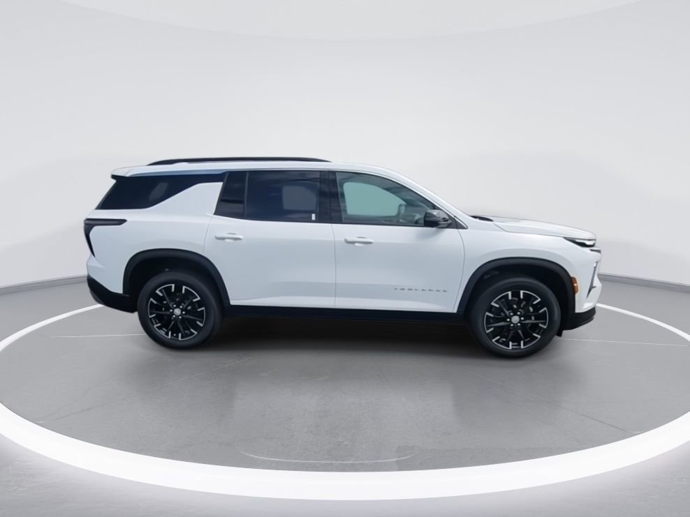 New 2026 Chevrolet Traverse LT w/ Enhanced Driving Package FWD image 9