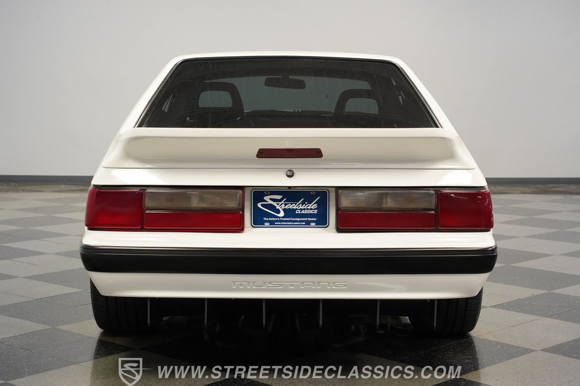 Used 1993 Ford Mustang LX RWD image 11