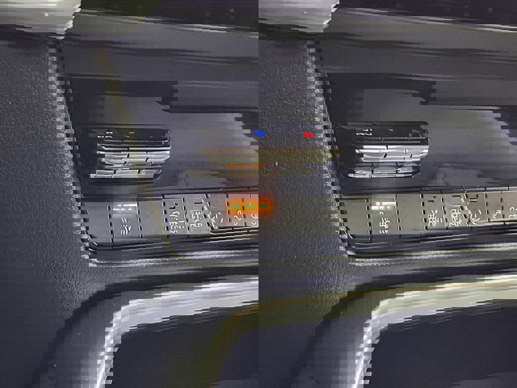 Used 2025 MAZDA CX-90 3.3 Turbo w/ Preferred Package image 37