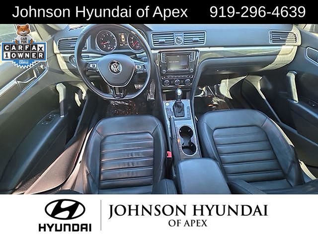 Used 2016 Volkswagen Passat 1.8T SEL Premium image 29