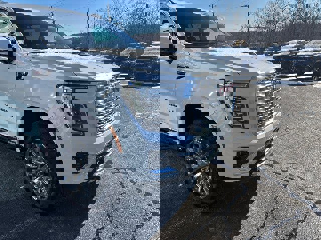 New 2026 GMC Yukon XL Denali w/ Sun & Power Step Package image 6