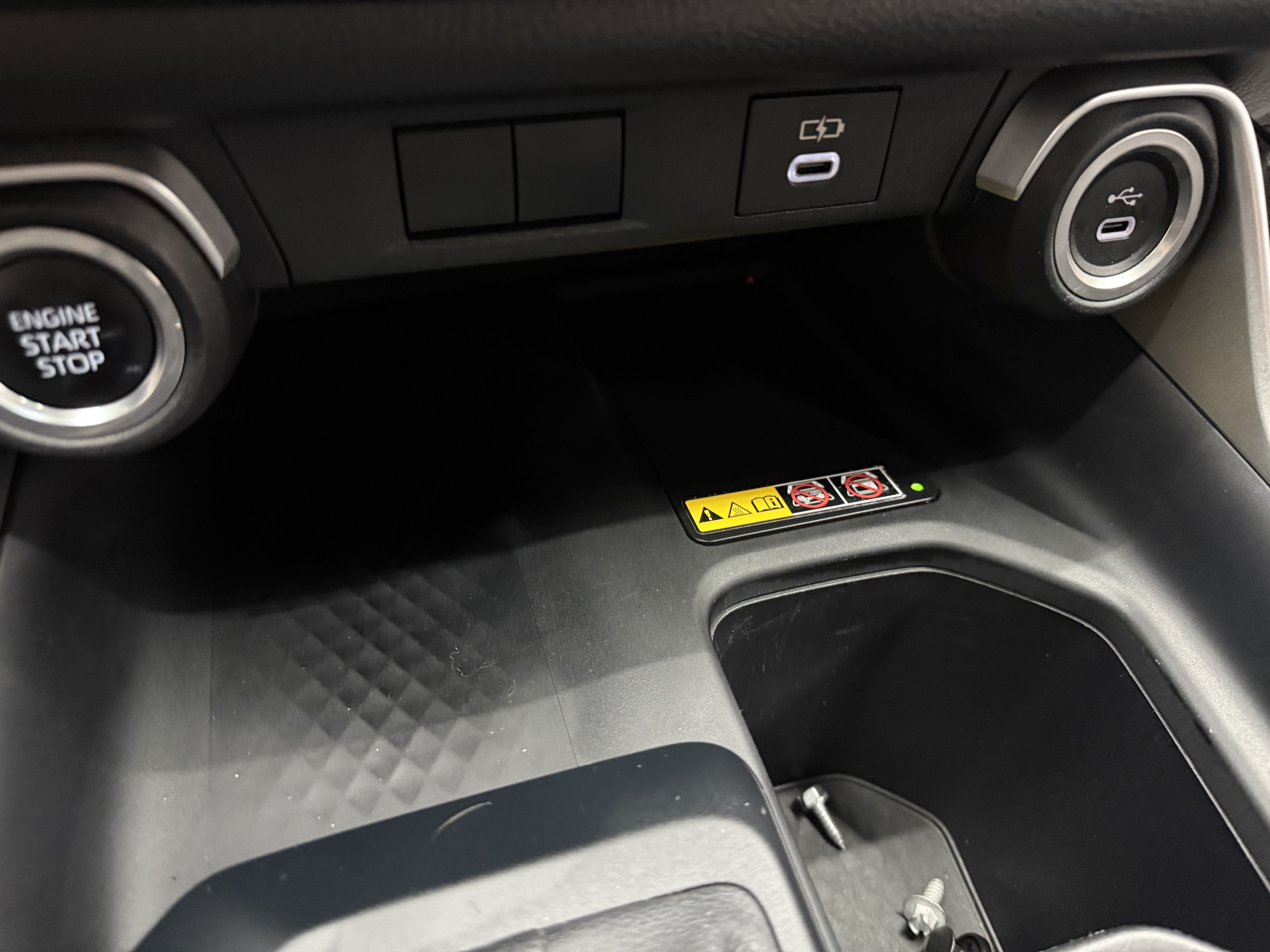 Used 2024 Toyota Grand Highlander AWD image 19