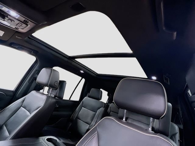 Used 2021 GMC Yukon SLT w/ SLT Luxury Plus Package image 22