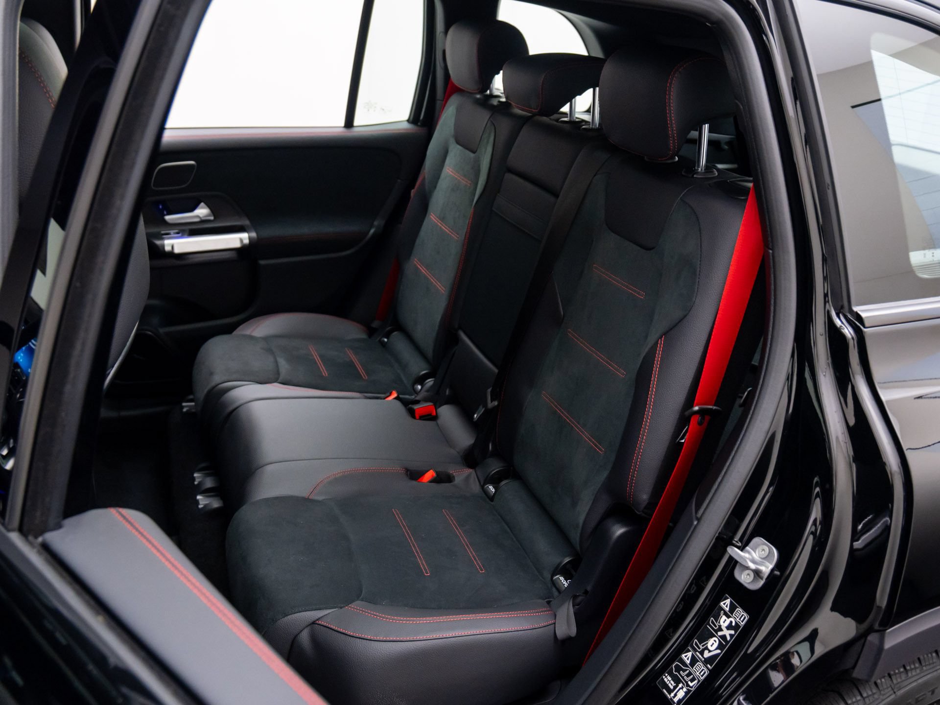 New 2026 Mercedes-Benz GLB 35 AMG 4MATIC image 19