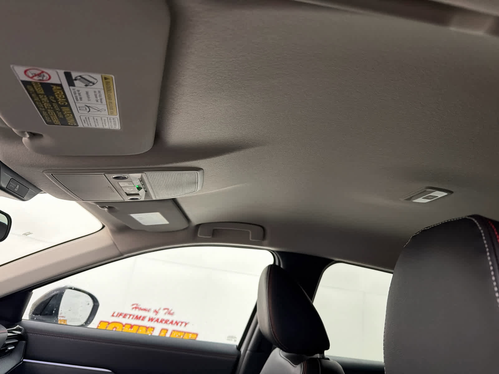 New 2026 Nissan Kicks SR image 16