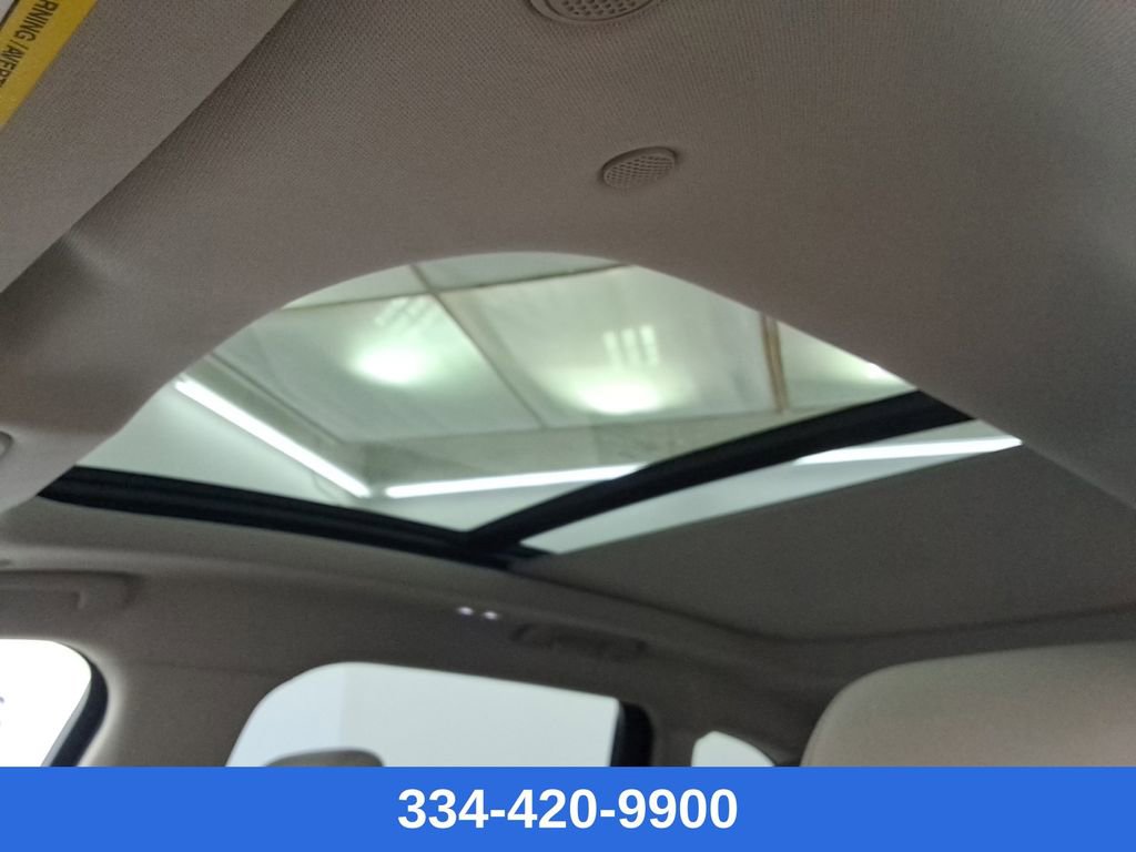 Used 2024 Lincoln Nautilus Reserve w/ Equipment Group 202A image 32