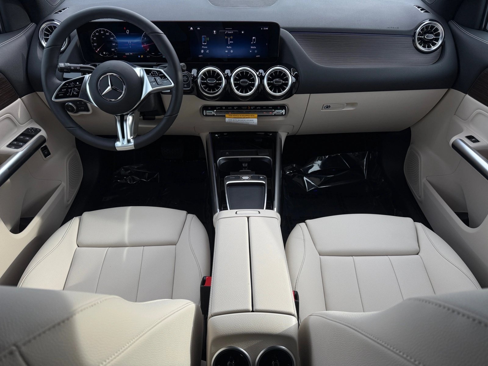 New 2026 Mercedes-Benz GLA 250 4MATIC image 16