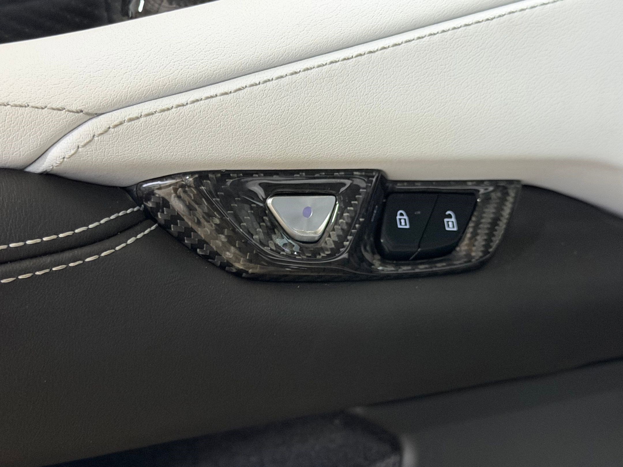 Used 2024 Chevrolet Corvette Stingray Preferred Cpe w/ Z51 Performance Package image 22