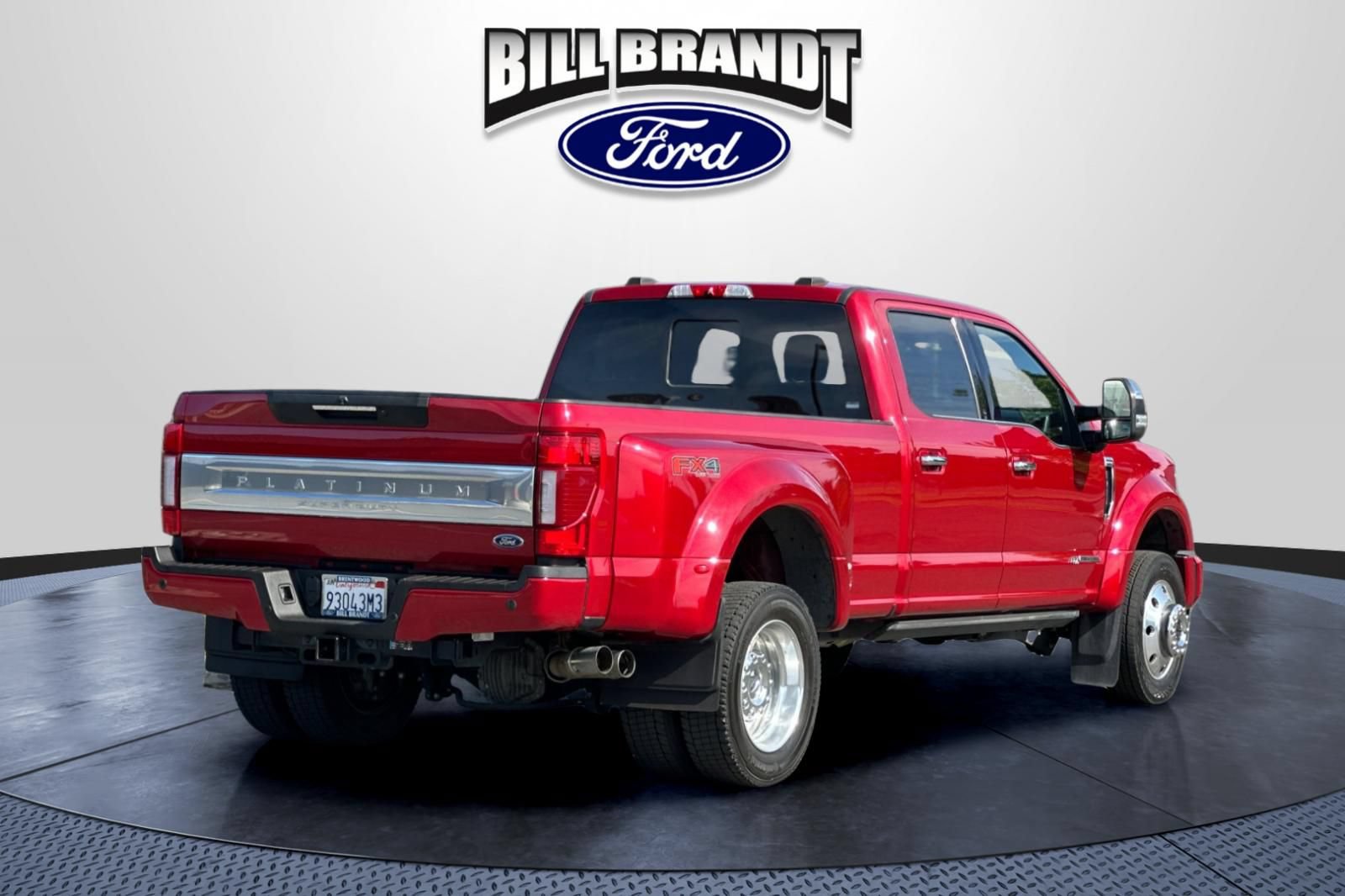 Used 2022 Ford F450 Platinum w/ FX4 Off-Road Package AWD/4WD image 3