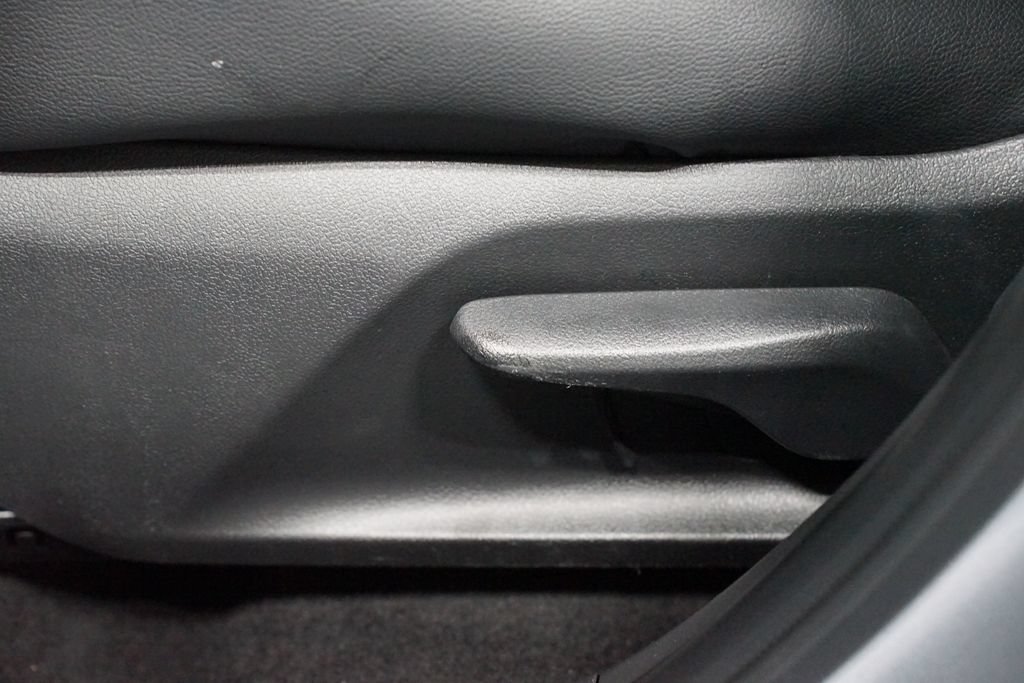 Certified 2024 Toyota RAV4 LE FWD image 31