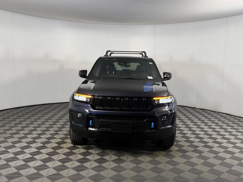 Used 2023 Jeep Grand Cherokee Trailhawk AWD/4WD image 3