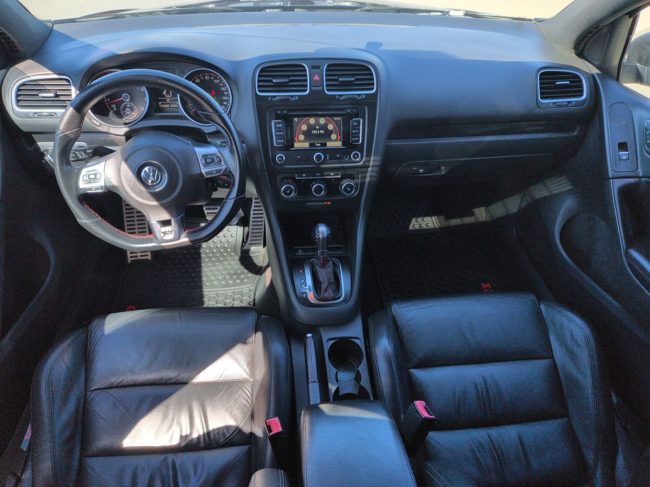 Used 2014 Volkswagen GTI Wolfsburg Edition image 29