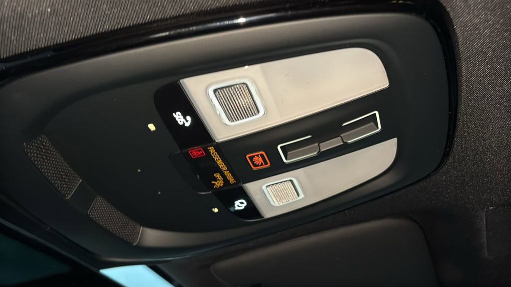 New 2026 Volvo XC60 T8 Plus w/ Climate Package image 22