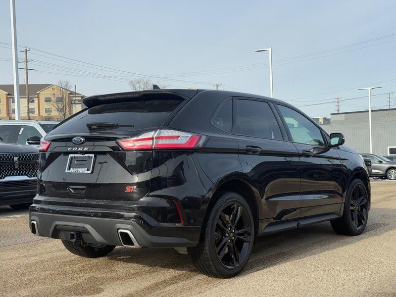 Certified 2024 Ford Edge ST w/ Equipment Group 401A image 3