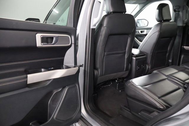 Used 2024 Ford Explorer XLT w/ Equipment Group 202A image 27