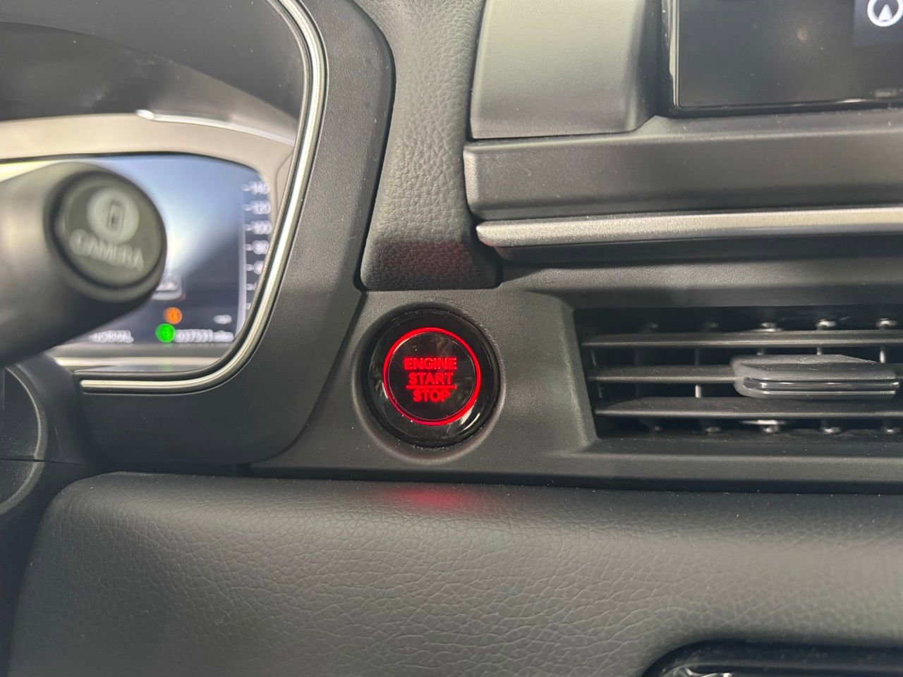 Used 2025 Honda Pilot Elite image 24